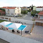 Banic With Pool *
