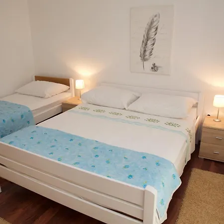 Daire Banic With Pool