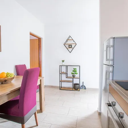 Banic With Pool Apartamento