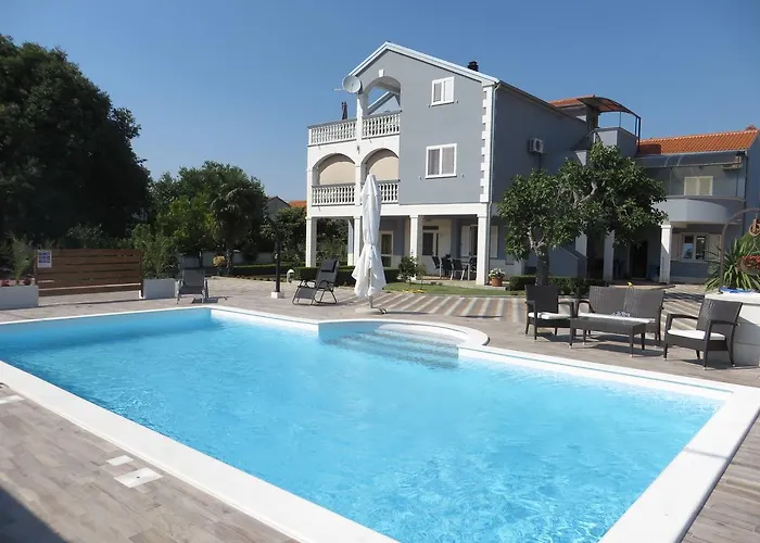 Banic With Pool *