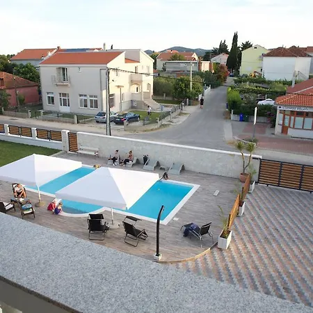 Banic With Pool *