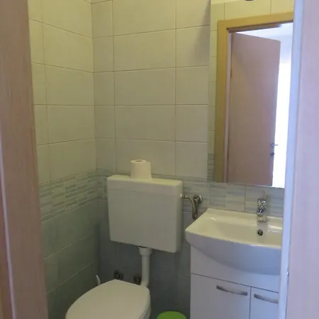 Banic With Pool Appartement *