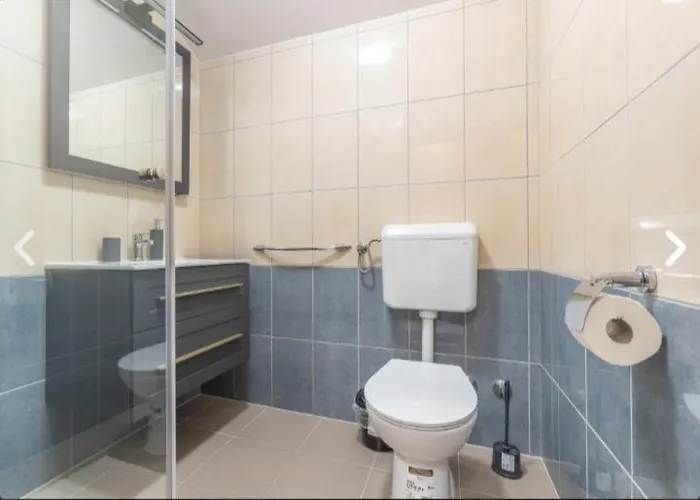 Apartment Banic With Pool