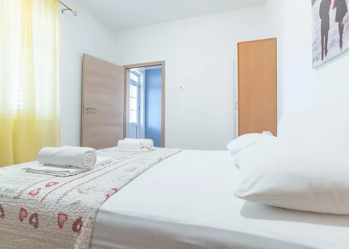 Banic With Pool * Biograd Na Moru